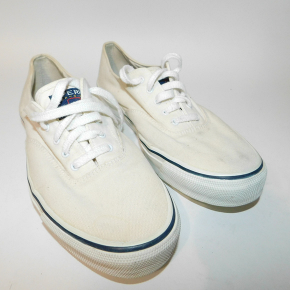 white canvas sperrys